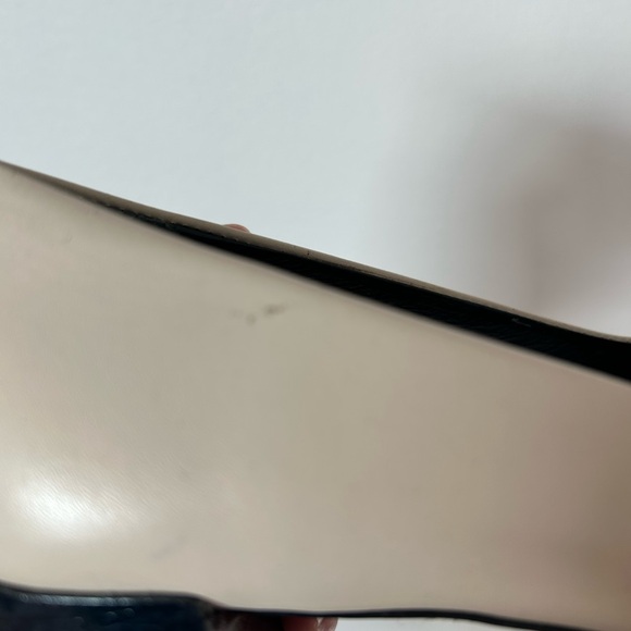 Tory Burch Beige Block Heel Shoes - Picture 6 of 9